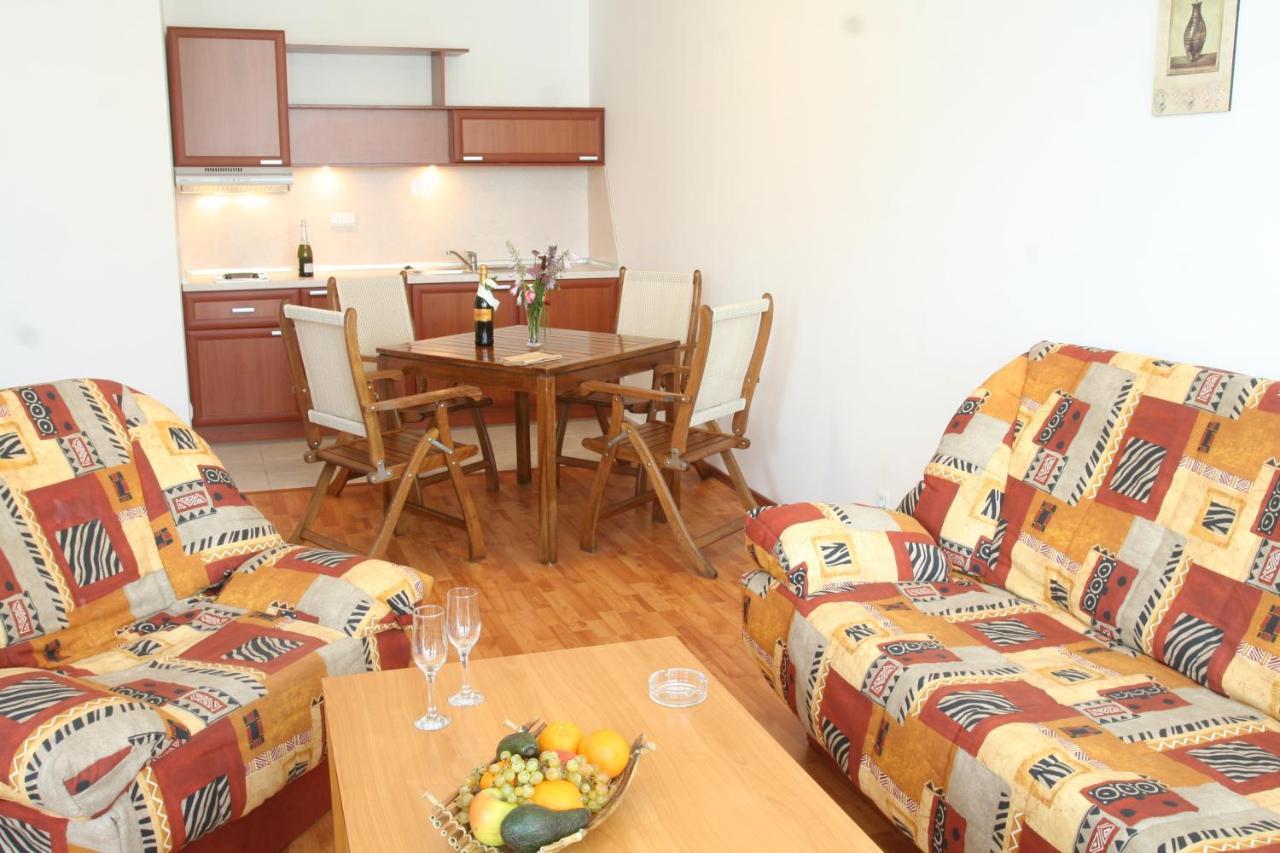 Joya Park Apartments Golden Sands Ngoại thất bức ảnh