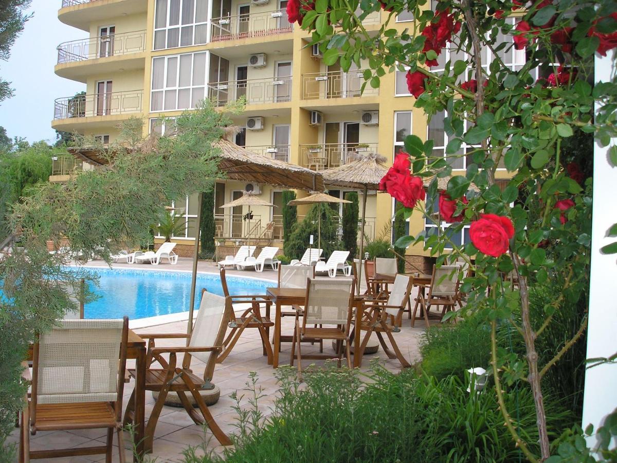 Joya Park Apartments Golden Sands Ngoại thất bức ảnh